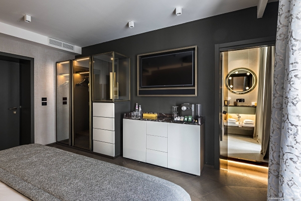 The Pantheon Iconic Rome Hotel Autograph Collection